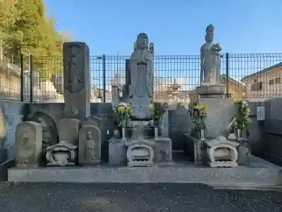 医王寺の{uncategorized: "未分類", other: "その他", undefined: "問題あり", building: "その他建物", grave: "お墓", sacred_gate: "鳥居", guardian: "狛犬", statue: "像", buddha: "仏像", history: "歴史", nature: "自然", garden: "庭園", animal: "動物", pagoda: "塔", temizu: "手水舎", mountain_gate: "山門・神門", sanctuary: "本殿・本堂", subordinate: "末社・摂社", art: "芸術", scenery: "景色", jizo: "地蔵", ema: "絵馬", goshuin: "御朱印", omikuji: "おみくじ", items: "授与品その他", amulet: "お守り", goshuincho: "御朱印帳", eats: "食事", festival: "お祭り", votive_dance: "神楽", shichigosan: "七五三参", wedding: "結婚式", experience: "体験その他", initially: "初詣", around: "周辺", anti_infection: "感染症対策"}