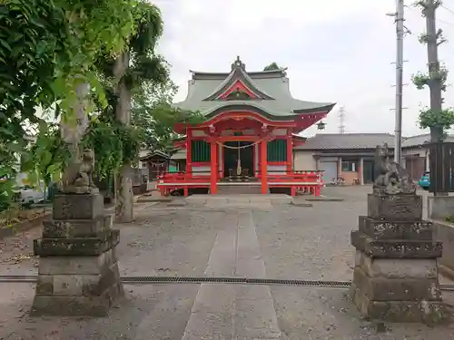 川向稲荷神社の本殿・本堂