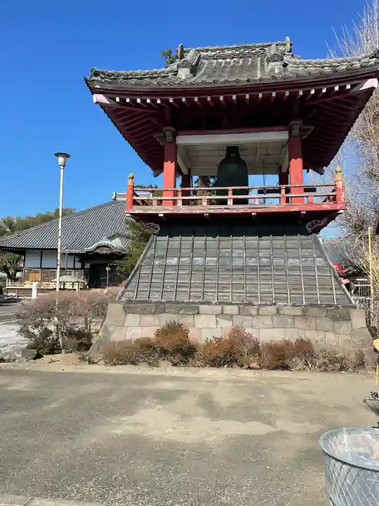 浄運寺の{uncategorized: "未分類", other: "その他", undefined: "問題あり", building: "その他建物", grave: "お墓", sacred_gate: "鳥居", guardian: "狛犬", statue: "像", buddha: "仏像", history: "歴史", nature: "自然", garden: "庭園", animal: "動物", pagoda: "塔", temizu: "手水舎", mountain_gate: "山門・神門", sanctuary: "本殿・本堂", subordinate: "末社・摂社", art: "芸術", scenery: "景色", jizo: "地蔵", ema: "絵馬", goshuin: "御朱印", omikuji: "おみくじ", items: "授与品その他", amulet: "お守り", goshuincho: "御朱印帳", eats: "食事", festival: "お祭り", votive_dance: "神楽", shichigosan: "七五三参", wedding: "結婚式", experience: "体験その他", initially: "初詣", around: "周辺", anti_infection: "感染症対策"}