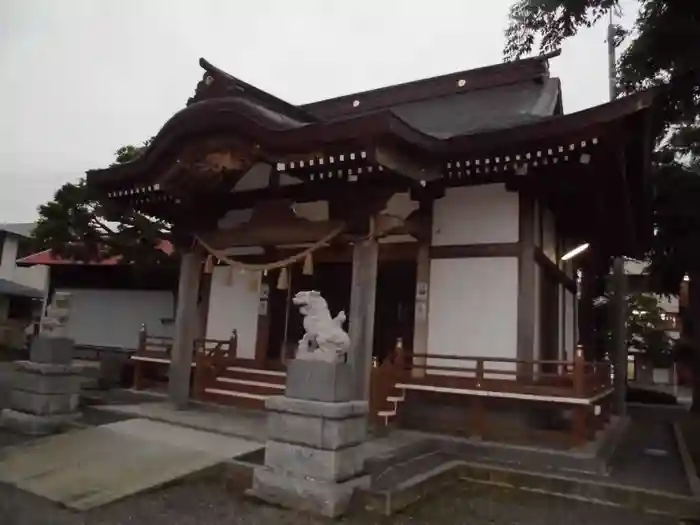 妻田神社の本殿