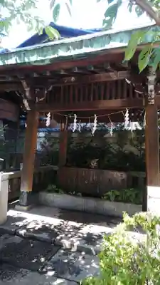 小野照崎神社の手水舎