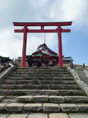 箱根元宮の{uncategorized: "未分類", other: "その他", undefined: "問題あり", building: "その他建物", grave: "お墓", sacred_gate: "鳥居", guardian: "狛犬", statue: "像", buddha: "仏像", history: "歴史", nature: "自然", garden: "庭園", animal: "動物", pagoda: "塔", temizu: "手水舎", mountain_gate: "山門・神門", sanctuary: "本殿・本堂", subordinate: "末社・摂社", art: "芸術", scenery: "景色", jizo: "地蔵", ema: "絵馬", goshuin: "御朱印", omikuji: "おみくじ", items: "授与品その他", amulet: "お守り", goshuincho: "御朱印帳", eats: "食事", festival: "お祭り", votive_dance: "神楽", shichigosan: "七五三参", wedding: "結婚式", experience: "体験その他", initially: "初詣", around: "周辺", anti_infection: "感染症対策"}