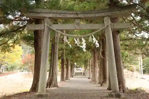 山津見神社の鳥居