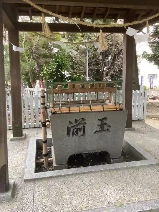 七所神社の手水舎