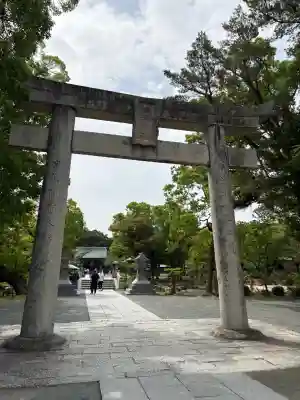 宗像大社の{uncategorized: "未分類", other: "その他", undefined: "問題あり", building: "その他建物", grave: "お墓", sacred_gate: "鳥居", guardian: "狛犬", statue: "像", buddha: "仏像", history: "歴史", nature: "自然", garden: "庭園", animal: "動物", pagoda: "塔", temizu: "手水舎", mountain_gate: "山門・神門", sanctuary: "本殿・本堂", subordinate: "末社・摂社", art: "芸術", scenery: "景色", jizo: "地蔵", ema: "絵馬", goshuin: "御朱印", omikuji: "おみくじ", items: "授与品その他", amulet: "お守り", goshuincho: "御朱印帳", eats: "食事", festival: "お祭り", votive_dance: "神楽", shichigosan: "七五三参", wedding: "結婚式", experience: "体験その他", initially: "初詣", around: "周辺", anti_infection: "感染症対策"}