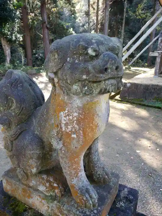 有磯神社の狛犬