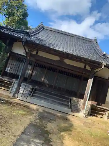 善立寺の本殿