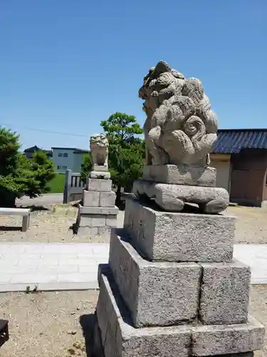 三乃神社の狛犬