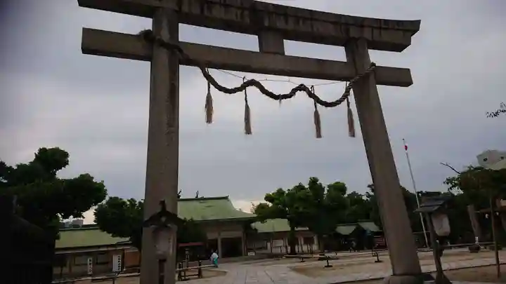 難波大社 生國魂神社の鳥居