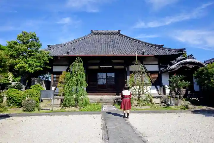 盛巌寺の{uncategorized: "未分類", other: "その他", undefined: "問題あり", building: "その他建物", grave: "お墓", sacred_gate: "鳥居", guardian: "狛犬", statue: "像", buddha: "仏像", history: "歴史", nature: "自然", garden: "庭園", animal: "動物", pagoda: "塔", temizu: "手水舎", mountain_gate: "山門・神門", sanctuary: "本殿・本堂", subordinate: "末社・摂社", art: "芸術", scenery: "景色", jizo: "地蔵", ema: "絵馬", goshuin: "御朱印", omikuji: "おみくじ", items: "授与品その他", amulet: "お守り", goshuincho: "御朱印帳", eats: "食事", festival: "お祭り", votive_dance: "神楽", shichigosan: "七五三参", wedding: "結婚式", experience: "体験その他", initially: "初詣", around: "周辺", anti_infection: "感染症対策"}