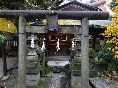 小野照崎神社の鳥居