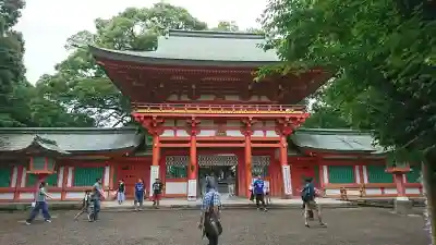 武蔵一宮氷川神社の{uncategorized: "未分類", other: "その他", undefined: "問題あり", building: "その他建物", grave: "お墓", sacred_gate: "鳥居", guardian: "狛犬", statue: "像", buddha: "仏像", history: "歴史", nature: "自然", garden: "庭園", animal: "動物", pagoda: "塔", temizu: "手水舎", mountain_gate: "山門・神門", sanctuary: "本殿・本堂", subordinate: "末社・摂社", art: "芸術", scenery: "景色", jizo: "地蔵", ema: "絵馬", goshuin: "御朱印", omikuji: "おみくじ", items: "授与品その他", amulet: "お守り", goshuincho: "御朱印帳", eats: "食事", festival: "お祭り", votive_dance: "神楽", shichigosan: "七五三参", wedding: "結婚式", experience: "体験その他", initially: "初詣", around: "周辺", anti_infection: "感染症対策"}