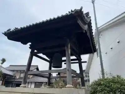 勝泉寺の{uncategorized: "未分類", other: "その他", undefined: "問題あり", building: "その他建物", grave: "お墓", sacred_gate: "鳥居", guardian: "狛犬", statue: "像", buddha: "仏像", history: "歴史", nature: "自然", garden: "庭園", animal: "動物", pagoda: "塔", temizu: "手水舎", mountain_gate: "山門・神門", sanctuary: "本殿・本堂", subordinate: "末社・摂社", art: "芸術", scenery: "景色", jizo: "地蔵", ema: "絵馬", goshuin: "御朱印", omikuji: "おみくじ", items: "授与品その他", amulet: "お守り", goshuincho: "御朱印帳", eats: "食事", festival: "お祭り", votive_dance: "神楽", shichigosan: "七五三参", wedding: "結婚式", experience: "体験その他", initially: "初詣", around: "周辺", anti_infection: "感染症対策"}