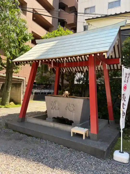 秋葉神社の{uncategorized: "未分類", other: "その他", undefined: "問題あり", building: "その他建物", grave: "お墓", sacred_gate: "鳥居", guardian: "狛犬", statue: "像", buddha: "仏像", history: "歴史", nature: "自然", garden: "庭園", animal: "動物", pagoda: "塔", temizu: "手水舎", mountain_gate: "山門・神門", sanctuary: "本殿・本堂", subordinate: "末社・摂社", art: "芸術", scenery: "景色", jizo: "地蔵", ema: "絵馬", goshuin: "御朱印", omikuji: "おみくじ", items: "授与品その他", amulet: "お守り", goshuincho: "御朱印帳", eats: "食事", festival: "お祭り", votive_dance: "神楽", shichigosan: "七五三参", wedding: "結婚式", experience: "体験その他", initially: "初詣", around: "周辺", anti_infection: "感染症対策"}