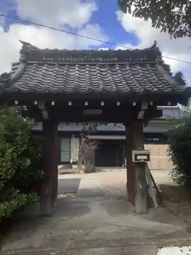 龍福寺（普照庵 龍福寺）の山門