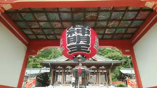 門戸厄神東光寺の山門・神門