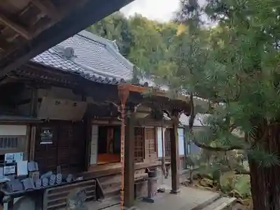 岩屋寺の本殿・本堂