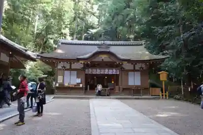 狭井坐大神荒魂神社(狭井神社)の本殿・本堂