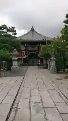 頭陀寺の本殿