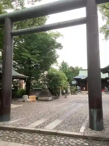 溝旗神社（肇國神社）の鳥居