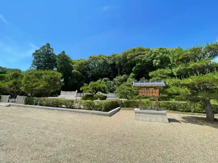懿徳天皇陵(畝傍山南繊沙渓上陵)(奈良県)