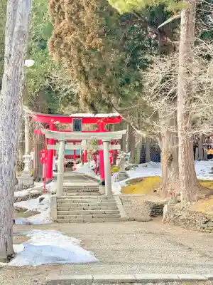 志和稲荷神社の{uncategorized: "未分類", other: "その他", undefined: "問題あり", building: "その他建物", grave: "お墓", sacred_gate: "鳥居", guardian: "狛犬", statue: "像", buddha: "仏像", history: "歴史", nature: "自然", garden: "庭園", animal: "動物", pagoda: "塔", temizu: "手水舎", mountain_gate: "山門・神門", sanctuary: "本殿・本堂", subordinate: "末社・摂社", art: "芸術", scenery: "景色", jizo: "地蔵", ema: "絵馬", goshuin: "御朱印", omikuji: "おみくじ", items: "授与品その他", amulet: "お守り", goshuincho: "御朱印帳", eats: "食事", festival: "お祭り", votive_dance: "神楽", shichigosan: "七五三参", wedding: "結婚式", experience: "体験その他", initially: "初詣", around: "周辺", anti_infection: "感染症対策"}