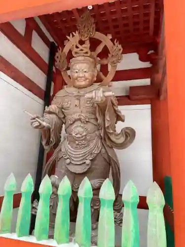 壇上伽藍の{uncategorized: "未分類", other: "その他", undefined: "問題あり", building: "その他建物", grave: "お墓", sacred_gate: "鳥居", guardian: "狛犬", statue: "像", buddha: "仏像", history: "歴史", nature: "自然", garden: "庭園", animal: "動物", pagoda: "塔", temizu: "手水舎", mountain_gate: "山門・神門", sanctuary: "本殿・本堂", subordinate: "末社・摂社", art: "芸術", scenery: "景色", jizo: "地蔵", ema: "絵馬", goshuin: "御朱印", omikuji: "おみくじ", items: "授与品その他", amulet: "お守り", goshuincho: "御朱印帳", eats: "食事", festival: "お祭り", votive_dance: "神楽", shichigosan: "七五三参", wedding: "結婚式", experience: "体験その他", initially: "初詣", around: "周辺", anti_infection: "感染症対策"}