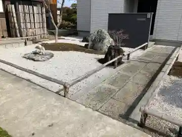 永福寺の{uncategorized: "未分類", other: "その他", undefined: "問題あり", building: "その他建物", grave: "お墓", sacred_gate: "鳥居", guardian: "狛犬", statue: "像", buddha: "仏像", history: "歴史", nature: "自然", garden: "庭園", animal: "動物", pagoda: "塔", temizu: "手水舎", mountain_gate: "山門・神門", sanctuary: "本殿・本堂", subordinate: "末社・摂社", art: "芸術", scenery: "景色", jizo: "地蔵", ema: "絵馬", goshuin: "御朱印", omikuji: "おみくじ", items: "授与品その他", amulet: "お守り", goshuincho: "御朱印帳", eats: "食事", festival: "お祭り", votive_dance: "神楽", shichigosan: "七五三参", wedding: "結婚式", experience: "体験その他", initially: "初詣", around: "周辺", anti_infection: "感染症対策"}