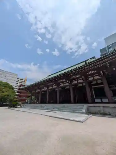 東長寺の本殿・本堂