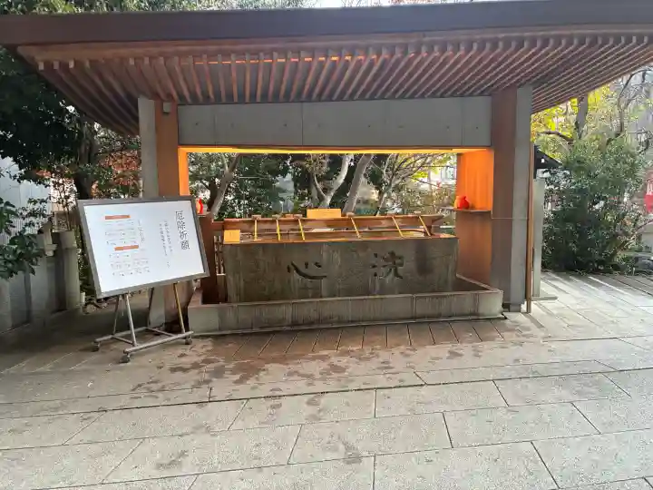 乃木神社の{uncategorized: "未分類", other: "その他", undefined: "問題あり", building: "その他建物", grave: "お墓", sacred_gate: "鳥居", guardian: "狛犬", statue: "像", buddha: "仏像", history: "歴史", nature: "自然", garden: "庭園", animal: "動物", pagoda: "塔", temizu: "手水舎", mountain_gate: "山門・神門", sanctuary: "本殿・本堂", subordinate: "末社・摂社", art: "芸術", scenery: "景色", jizo: "地蔵", ema: "絵馬", goshuin: "御朱印", omikuji: "おみくじ", items: "授与品その他", amulet: "お守り", goshuincho: "御朱印帳", eats: "食事", festival: "お祭り", votive_dance: "神楽", shichigosan: "七五三参", wedding: "結婚式", experience: "体験その他", initially: "初詣", around: "周辺", anti_infection: "感染症対策"}