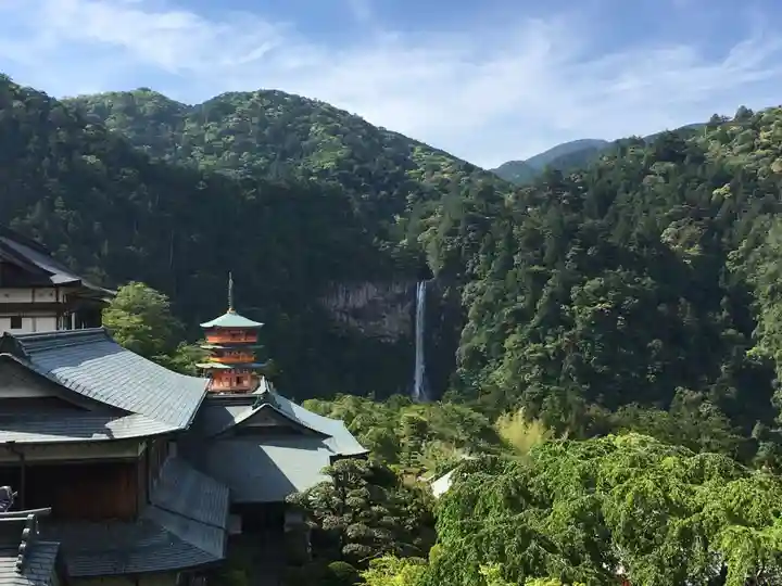 青岸渡寺のその他建物