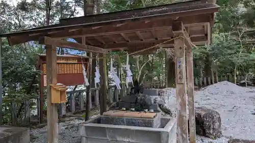 池川神社の手水舎