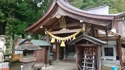 高龍神社の本殿・本堂
