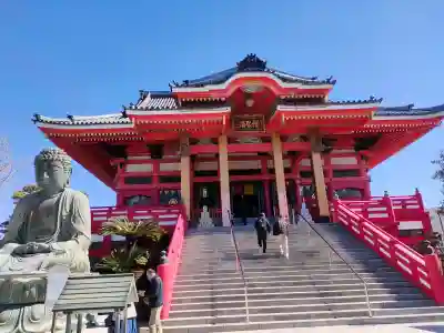 飯沼山 圓福寺の{uncategorized: "未分類", other: "その他", undefined: "問題あり", building: "その他建物", grave: "お墓", sacred_gate: "鳥居", guardian: "狛犬", statue: "像", buddha: "仏像", history: "歴史", nature: "自然", garden: "庭園", animal: "動物", pagoda: "塔", temizu: "手水舎", mountain_gate: "山門・神門", sanctuary: "本殿・本堂", subordinate: "末社・摂社", art: "芸術", scenery: "景色", jizo: "地蔵", ema: "絵馬", goshuin: "御朱印", omikuji: "おみくじ", items: "授与品その他", amulet: "お守り", goshuincho: "御朱印帳", eats: "食事", festival: "お祭り", votive_dance: "神楽", shichigosan: "七五三参", wedding: "結婚式", experience: "体験その他", initially: "初詣", around: "周辺", anti_infection: "感染症対策"}
