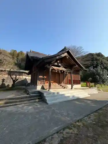 揖夜神社の{uncategorized: "未分類", other: "その他", undefined: "問題あり", building: "その他建物", grave: "お墓", sacred_gate: "鳥居", guardian: "狛犬", statue: "像", buddha: "仏像", history: "歴史", nature: "自然", garden: "庭園", animal: "動物", pagoda: "塔", temizu: "手水舎", mountain_gate: "山門・神門", sanctuary: "本殿・本堂", subordinate: "末社・摂社", art: "芸術", scenery: "景色", jizo: "地蔵", ema: "絵馬", goshuin: "御朱印", omikuji: "おみくじ", items: "授与品その他", amulet: "お守り", goshuincho: "御朱印帳", eats: "食事", festival: "お祭り", votive_dance: "神楽", shichigosan: "七五三参", wedding: "結婚式", experience: "体験その他", initially: "初詣", around: "周辺", anti_infection: "感染症対策"}