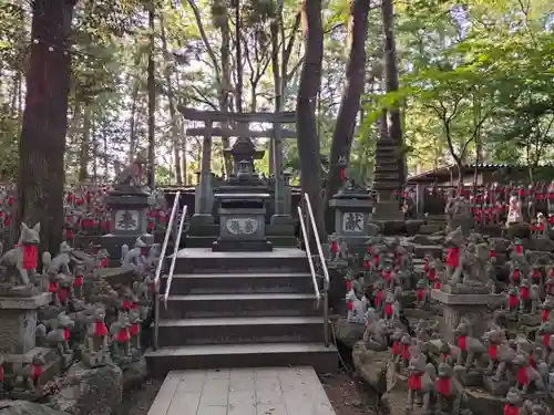 豊川閣　妙厳寺の末社