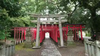 美濃輪稲荷神社の鳥居
