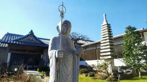 蓮光寺の仏像