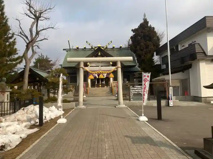 烈々布神社の{uncategorized: "未分類", other: "その他", undefined: "問題あり", building: "その他建物", grave: "お墓", sacred_gate: "鳥居", guardian: "狛犬", statue: "像", buddha: "仏像", history: "歴史", nature: "自然", garden: "庭園", animal: "動物", pagoda: "塔", temizu: "手水舎", mountain_gate: "山門・神門", sanctuary: "本殿・本堂", subordinate: "末社・摂社", art: "芸術", scenery: "景色", jizo: "地蔵", ema: "絵馬", goshuin: "御朱印", omikuji: "おみくじ", items: "授与品その他", amulet: "お守り", goshuincho: "御朱印帳", eats: "食事", festival: "お祭り", votive_dance: "神楽", shichigosan: "七五三参", wedding: "結婚式", experience: "体験その他", initially: "初詣", around: "周辺", anti_infection: "感染症対策"}