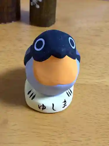 湯島天満宮の{uncategorized: "未分類", other: "その他", undefined: "問題あり", building: "その他建物", grave: "お墓", sacred_gate: "鳥居", guardian: "狛犬", statue: "像", buddha: "仏像", history: "歴史", nature: "自然", garden: "庭園", animal: "動物", pagoda: "塔", temizu: "手水舎", mountain_gate: "山門・神門", sanctuary: "本殿・本堂", subordinate: "末社・摂社", art: "芸術", scenery: "景色", jizo: "地蔵", ema: "絵馬", goshuin: "御朱印", omikuji: "おみくじ", items: "授与品その他", amulet: "お守り", goshuincho: "御朱印帳", eats: "食事", festival: "お祭り", votive_dance: "神楽", shichigosan: "七五三参", wedding: "結婚式", experience: "体験その他", initially: "初詣", around: "周辺", anti_infection: "感染症対策"}