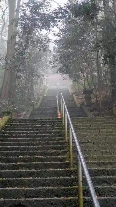 太平山神社の{uncategorized: "未分類", other: "その他", undefined: "問題あり", building: "その他建物", grave: "お墓", sacred_gate: "鳥居", guardian: "狛犬", statue: "像", buddha: "仏像", history: "歴史", nature: "自然", garden: "庭園", animal: "動物", pagoda: "塔", temizu: "手水舎", mountain_gate: "山門・神門", sanctuary: "本殿・本堂", subordinate: "末社・摂社", art: "芸術", scenery: "景色", jizo: "地蔵", ema: "絵馬", goshuin: "御朱印", omikuji: "おみくじ", items: "授与品その他", amulet: "お守り", goshuincho: "御朱印帳", eats: "食事", festival: "お祭り", votive_dance: "神楽", shichigosan: "七五三参", wedding: "結婚式", experience: "体験その他", initially: "初詣", around: "周辺", anti_infection: "感染症対策"}