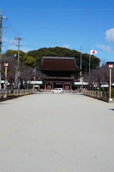 尾張大國霊神社(国府宮)の山門・神門