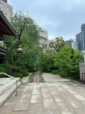 薬師院の{uncategorized: "未分類", other: "その他", undefined: "問題あり", building: "その他建物", grave: "お墓", sacred_gate: "鳥居", guardian: "狛犬", statue: "像", buddha: "仏像", history: "歴史", nature: "自然", garden: "庭園", animal: "動物", pagoda: "塔", temizu: "手水舎", mountain_gate: "山門・神門", sanctuary: "本殿・本堂", subordinate: "末社・摂社", art: "芸術", scenery: "景色", jizo: "地蔵", ema: "絵馬", goshuin: "御朱印", omikuji: "おみくじ", items: "授与品その他", amulet: "お守り", goshuincho: "御朱印帳", eats: "食事", festival: "お祭り", votive_dance: "神楽", shichigosan: "七五三参", wedding: "結婚式", experience: "体験その他", initially: "初詣", around: "周辺", anti_infection: "感染症対策"}