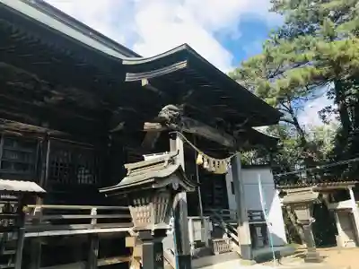 鳥屋神社の本殿・本堂