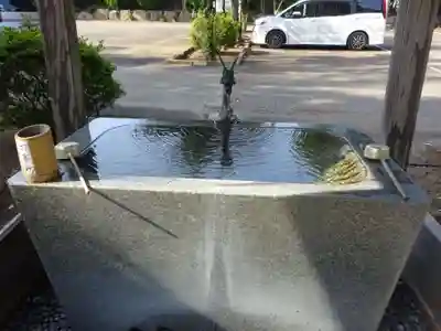 八街神社の手水舎