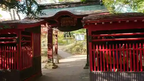 中野神社の山門・神門
