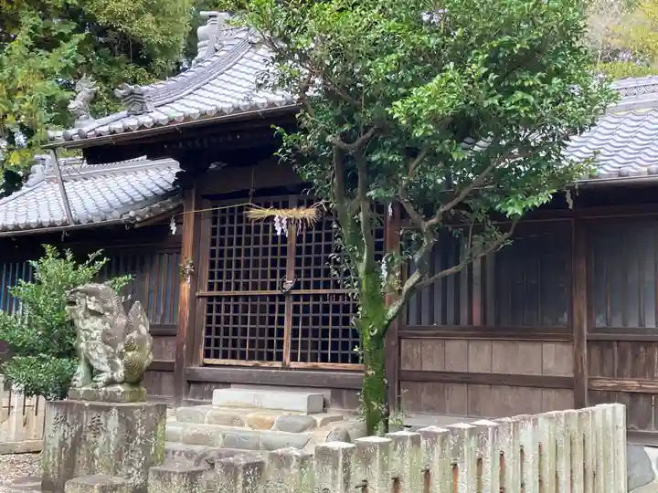大毛神社(大毛五百入塚)の本殿・本堂