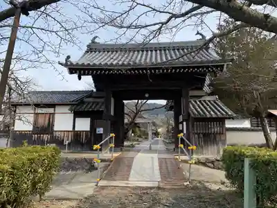 橘寺の山門・神門