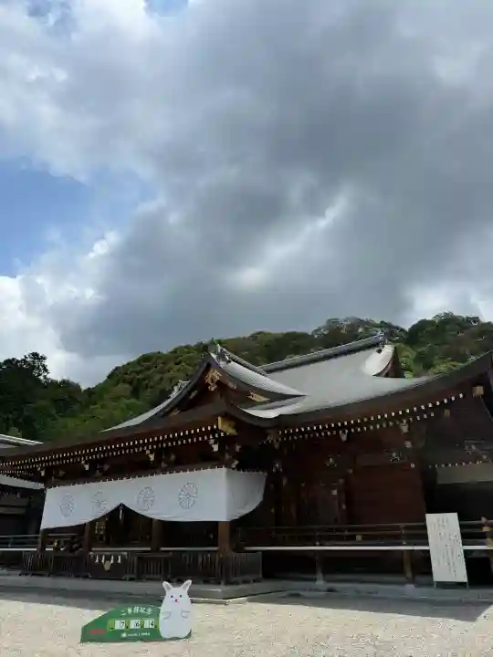 大神神社の{uncategorized: "未分類", other: "その他", undefined: "問題あり", building: "その他建物", grave: "お墓", sacred_gate: "鳥居", guardian: "狛犬", statue: "像", buddha: "仏像", history: "歴史", nature: "自然", garden: "庭園", animal: "動物", pagoda: "塔", temizu: "手水舎", mountain_gate: "山門・神門", sanctuary: "本殿・本堂", subordinate: "末社・摂社", art: "芸術", scenery: "景色", jizo: "地蔵", ema: "絵馬", goshuin: "御朱印", omikuji: "おみくじ", items: "授与品その他", amulet: "お守り", goshuincho: "御朱印帳", eats: "食事", festival: "お祭り", votive_dance: "神楽", shichigosan: "七五三参", wedding: "結婚式", experience: "体験その他", initially: "初詣", around: "周辺", anti_infection: "感染症対策"}