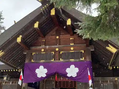 上川神社の本殿